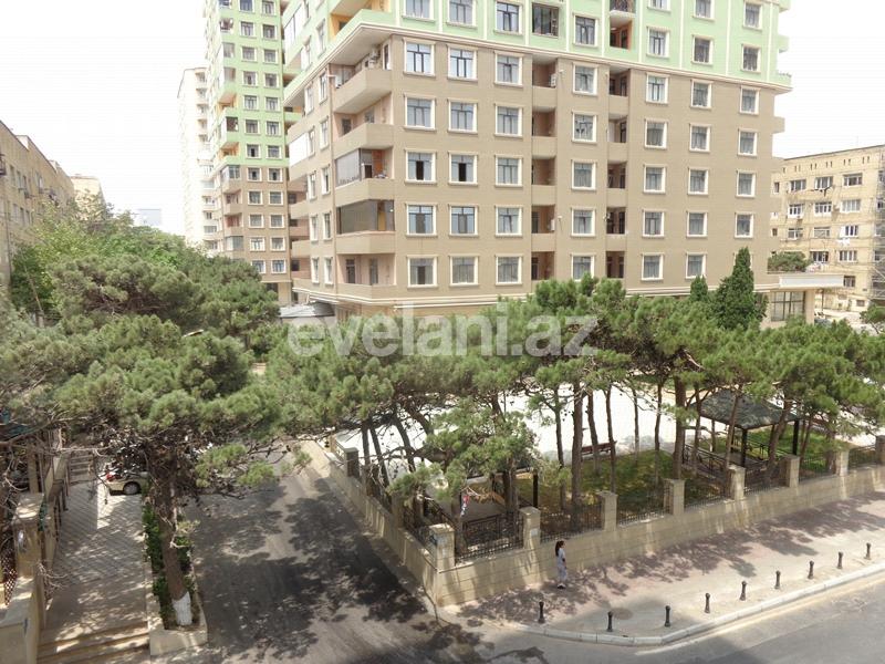 Sale, new building, 2 room, 70 m², Elmlar Akademiyası m.