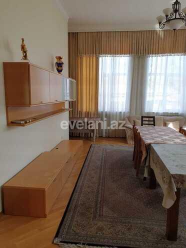 Kirayə verilir, villa, 6 otaqlı, 485 m², Elmlər Akademiyası m.