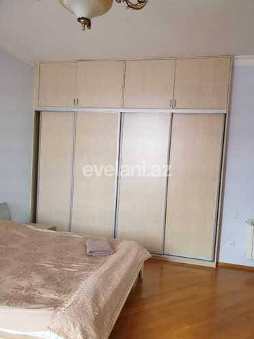 Kirayə verilir, villa, 6 otaqlı, 485 m², Elmlər Akademiyası m.