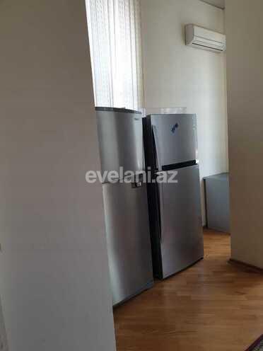 Kirayə verilir, villa, 6 otaqlı, 485 m², Elmlər Akademiyası m.