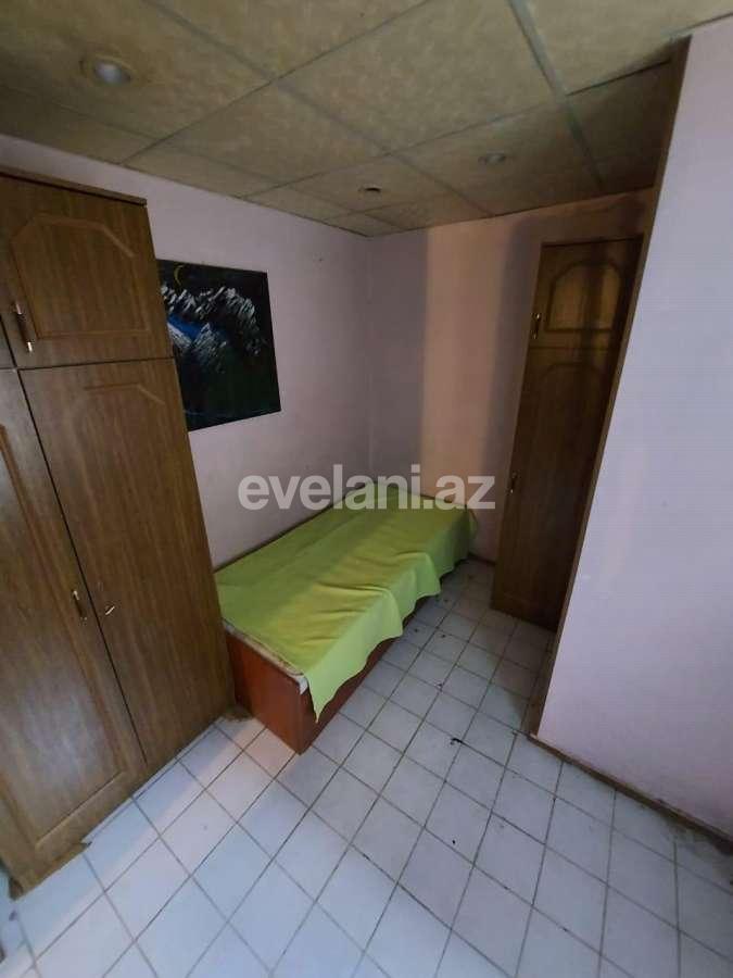 Rent, old building, 1 room, 37 m², Elmlar Akademiyası m.