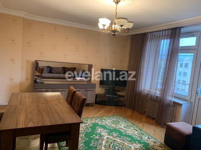 Sale, old building, 3 room, 82 m², Ganjlik m.
