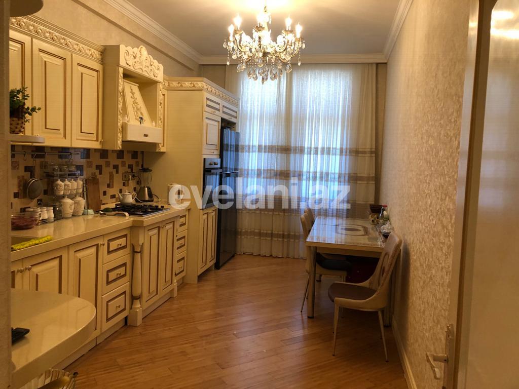 Satılır, yeni tikili, 4 otaqlı, 156 m², Neftçilər m.