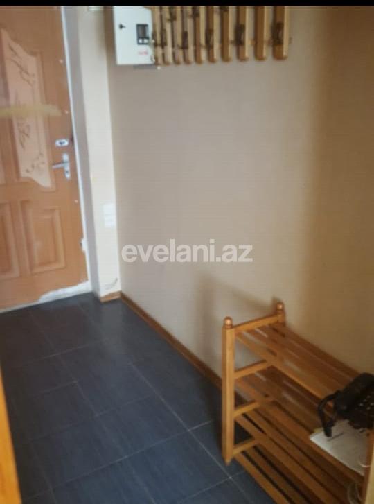 Kirayə verilir, köhnə tikili, 1 otaqlı, 41 m², Elmlər Akademiyası m.