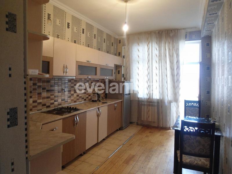 Satılır, yeni tikili, 3 otaqlı, 125 m², İnşaatçılar m.