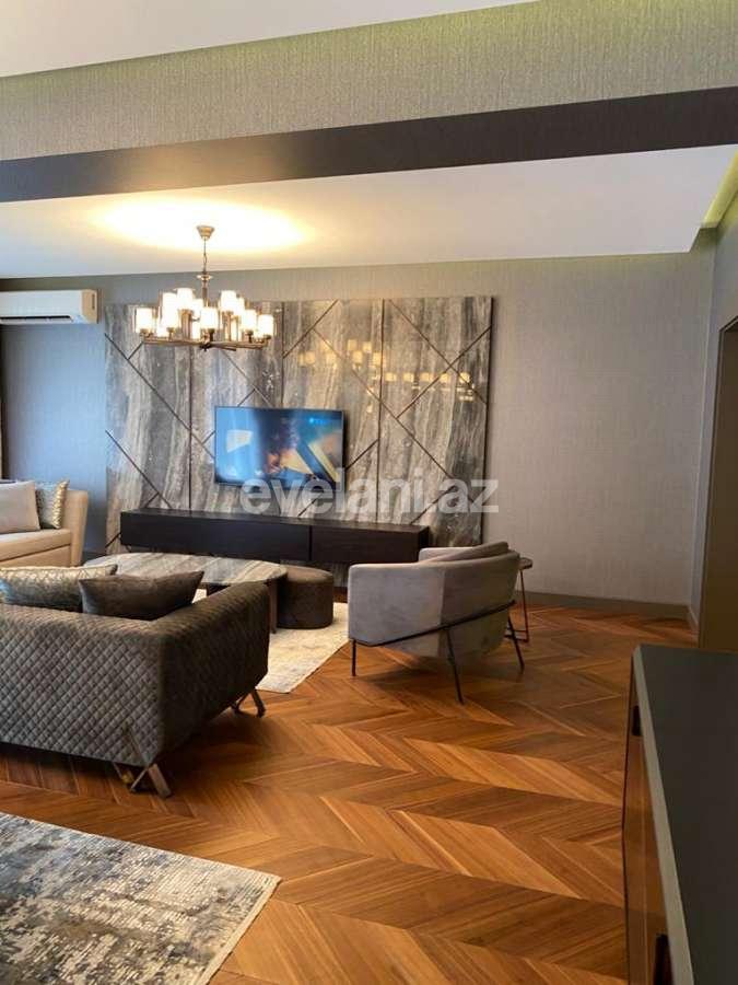 Satılır, yeni tikili, 4 otaqlı, 255 m², Elmlər Akademiyası m.