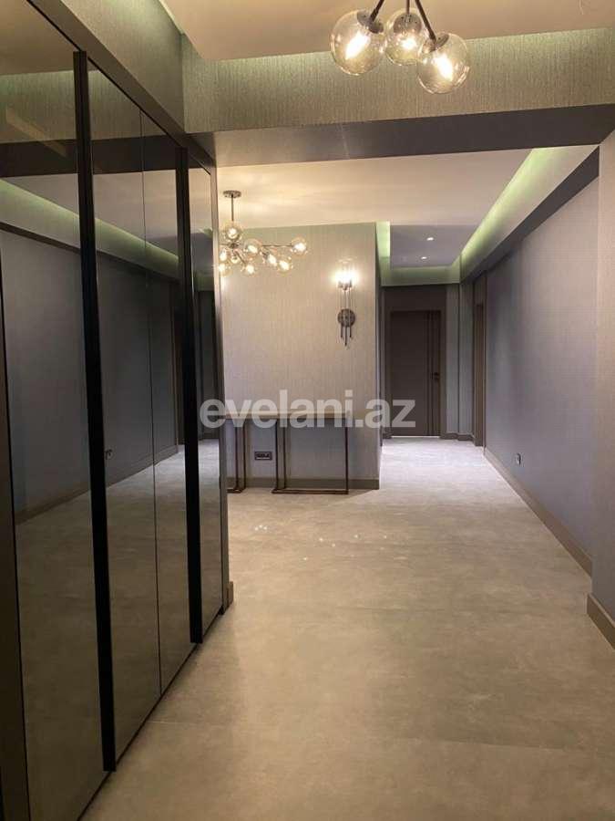 Satılır, yeni tikili, 4 otaqlı, 255 m², Elmlər Akademiyası m.