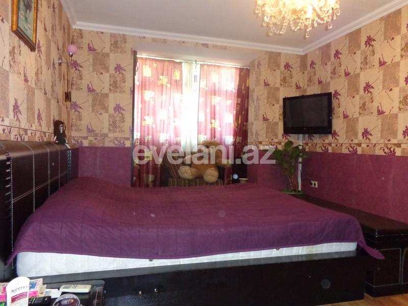 Sale, old building, 3 room, 67 m², Elmlar Akademiyası m.