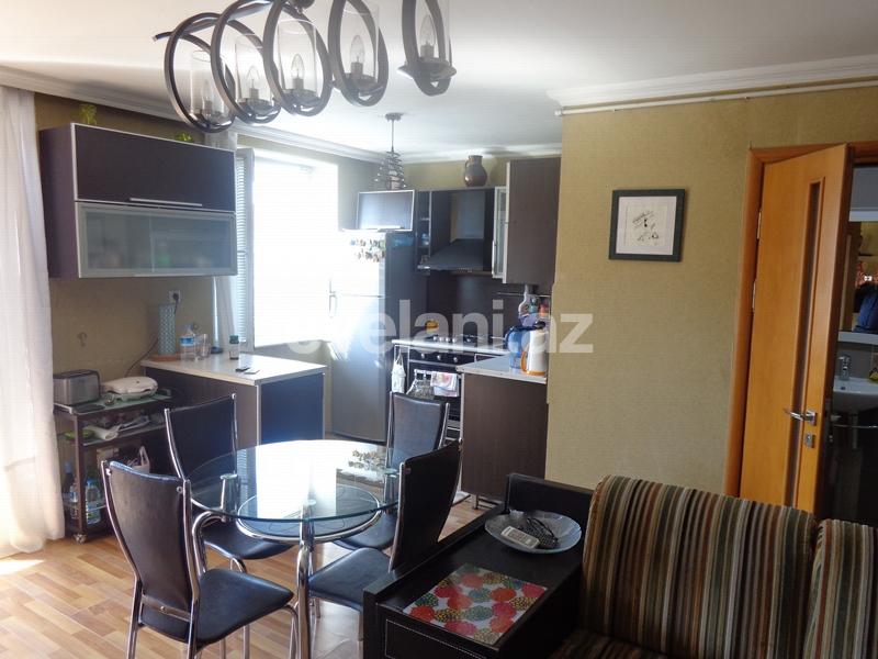 Sale, old building, 3 room, 67 m², Elmlar Akademiyası m.