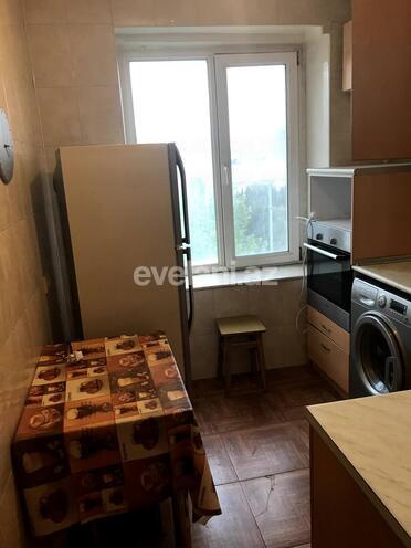 Rent, old building, 2 room, 50 m², Nizami m.