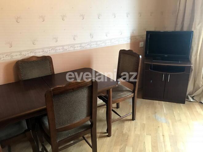 Rent, old building, 2 room, 50 m², Nizami m.