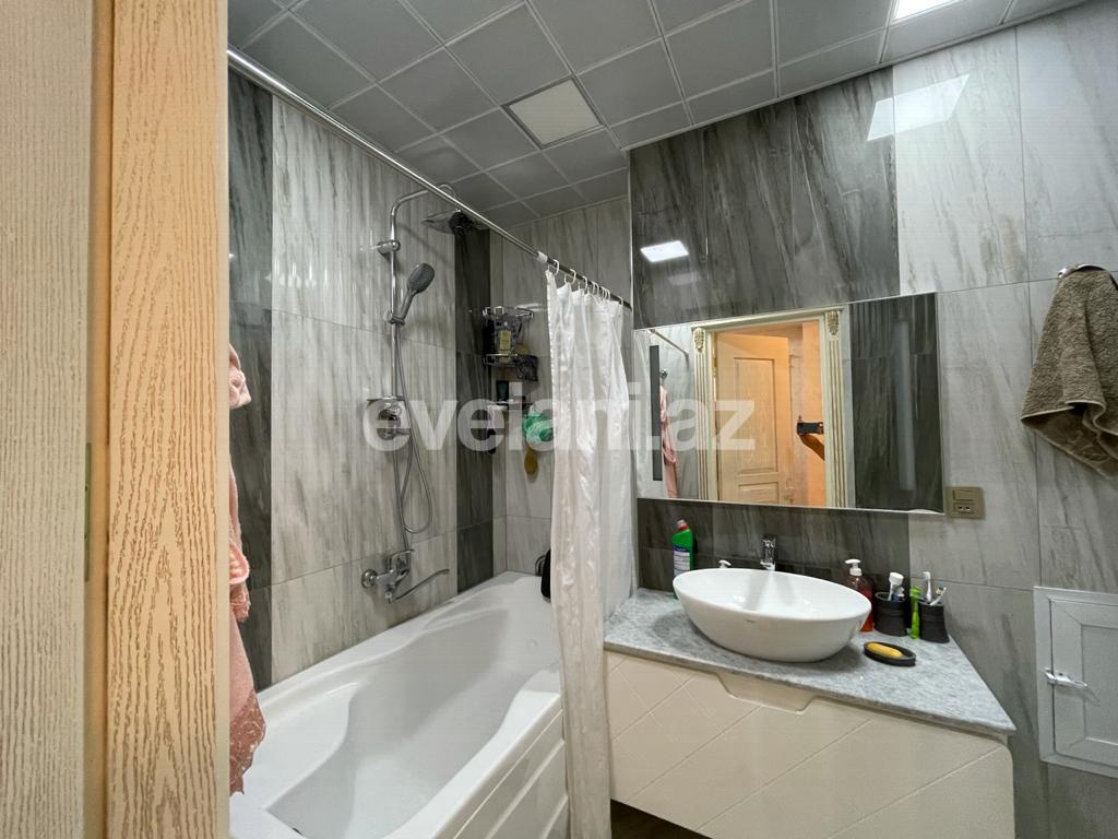 Продаётся, новостройка, 3-комнаты, 123 m², Элмляр Академиясы m.