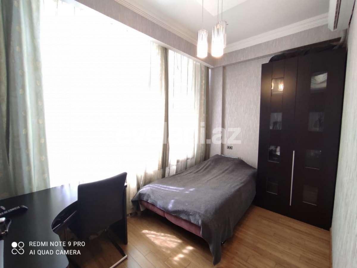 Satılır, yeni tikili, 4 otaqlı, 128 m², Şah İsmayıl Xətai m.