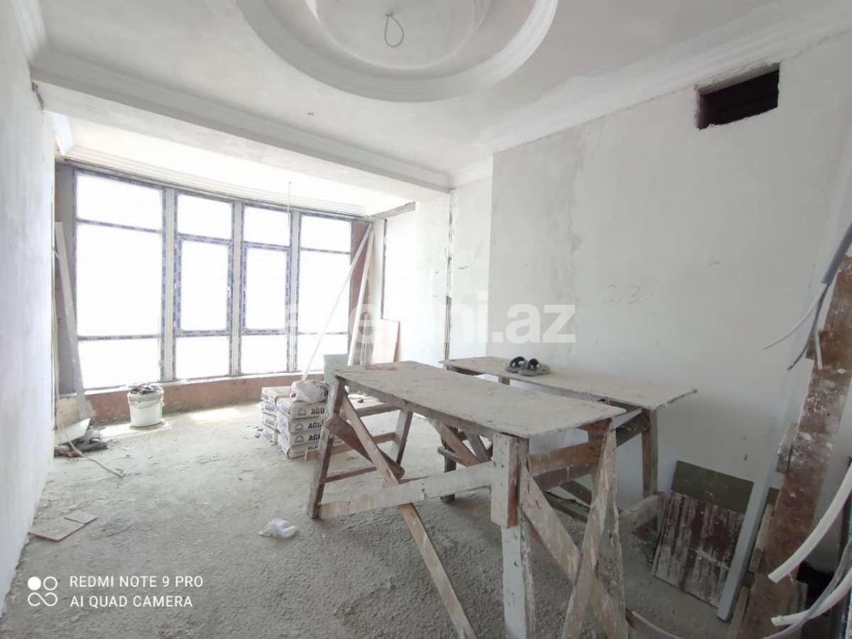 Satılır, yeni tikili, 3 otaqlı, 143 m², Şah İsmayıl Xətai m.