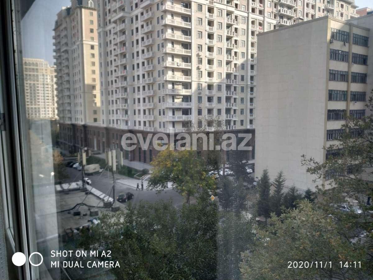 Sale, old building, 2 room, 60 m², Elmlar Akademiyası m.