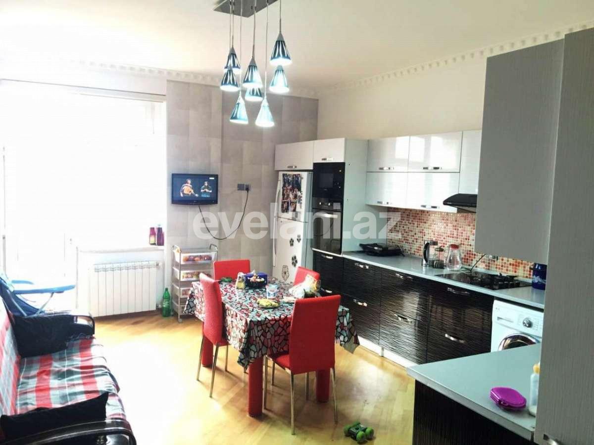 Satılır, yeni tikili, 3 otaqlı, 140 m², 28 may m.