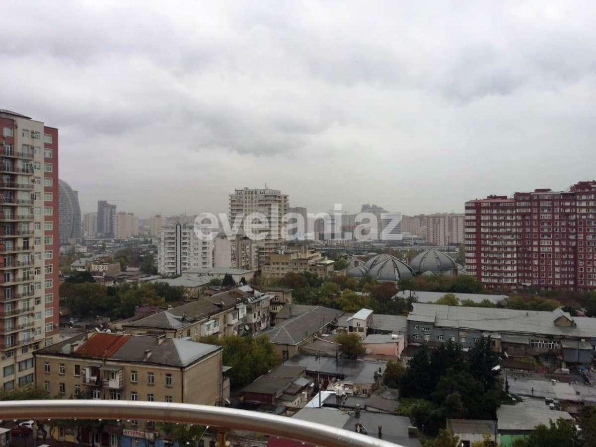 Satılır, yeni tikili, 3 otaqlı, 140 m², 28 may m.