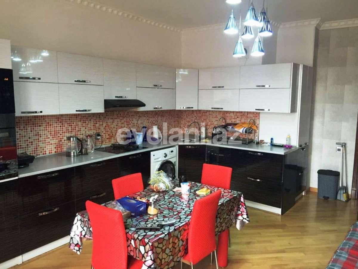 Satılır, yeni tikili, 3 otaqlı, 140 m², 28 may m.