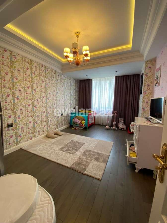 Satılır, yeni tikili, 4 otaqlı, 195 m², Elmlər Akademiyası m.