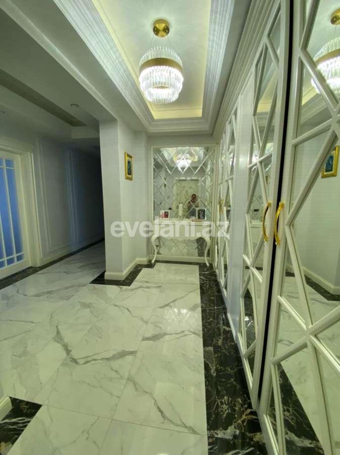 Satılır, yeni tikili, 4 otaqlı, 195 m², Elmlər Akademiyası m.