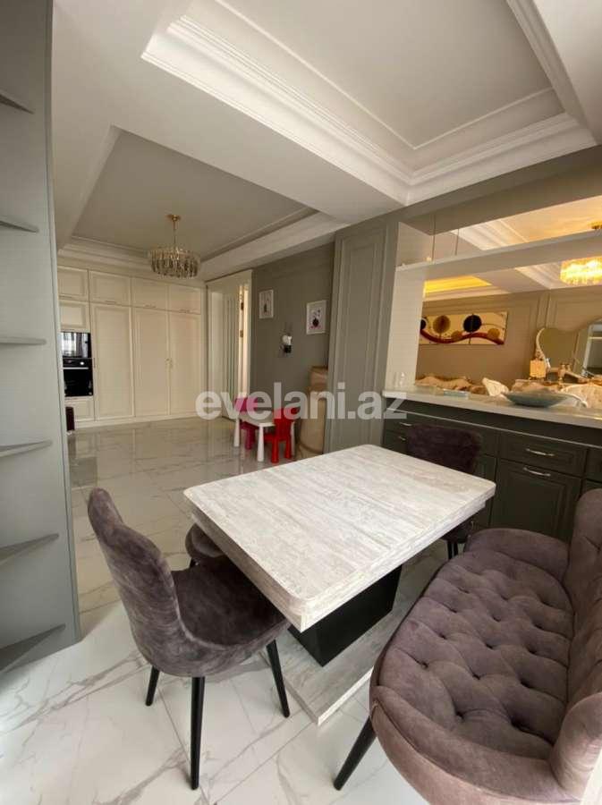 Satılır, yeni tikili, 4 otaqlı, 195 m², Elmlər Akademiyası m.