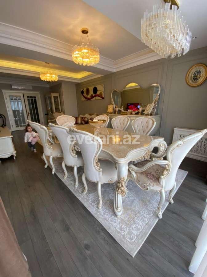Satılır, yeni tikili, 4 otaqlı, 195 m², Elmlər Akademiyası m.