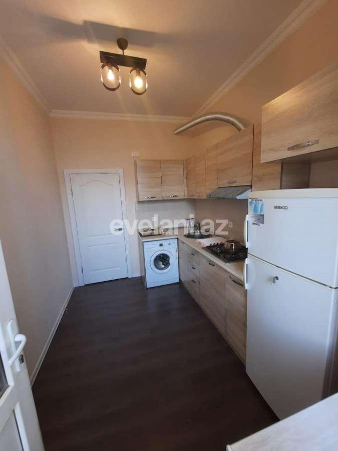 Kirayə verilir, köhnə tikili, 2 otaqlı, 60 m², İnşaatçılar m.