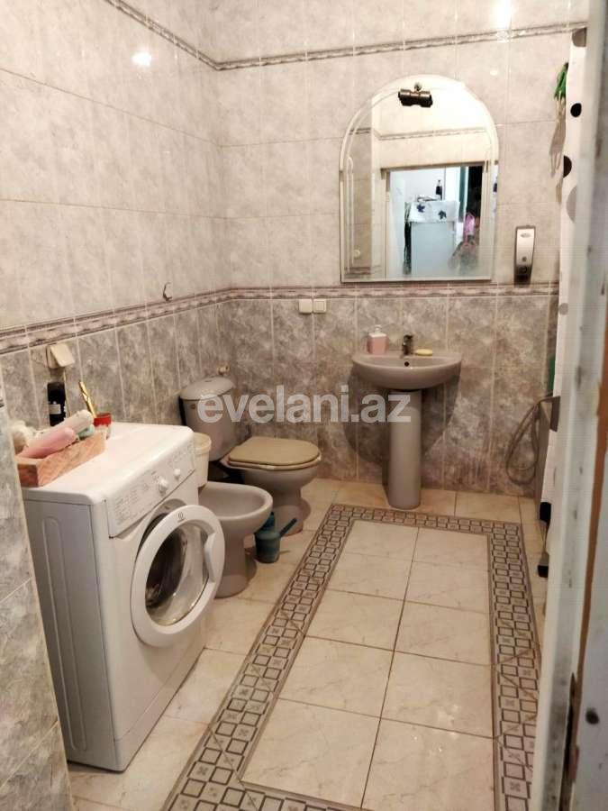 Sale, old building, 4 room, 110 m², Nizami m.