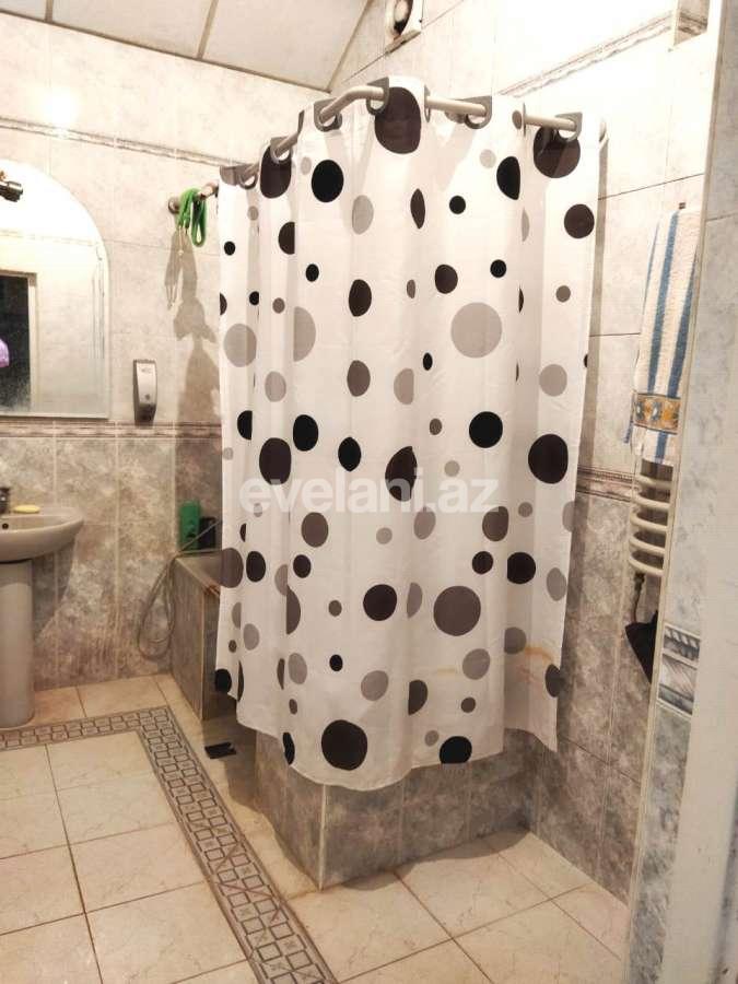 Sale, old building, 4 room, 110 m², Nizami m.