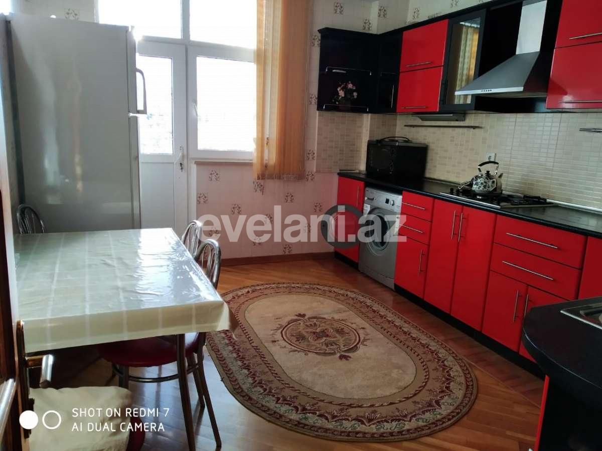 Kirayə verilir, yeni tikili, 2 otaqlı, 110 m², İnşaatçılar m.