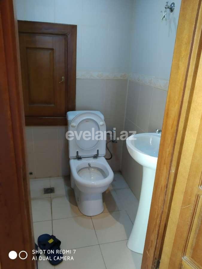 Kirayə verilir, yeni tikili, 2 otaqlı, 110 m², İnşaatçılar m.