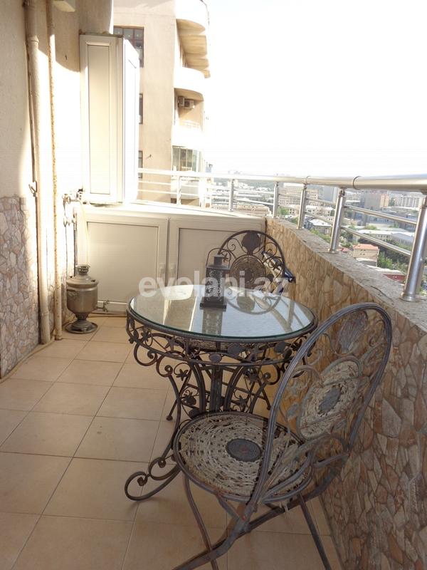 Продаётся, новостройка, 2-комнаты, 90 m², Элмляр Академиясы m.