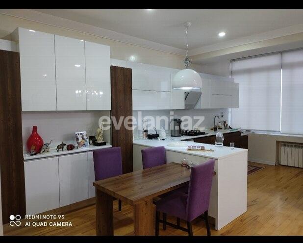 Satılır, yeni tikili, 3 otaqlı, 127 m², Azadlıq prospekti m.