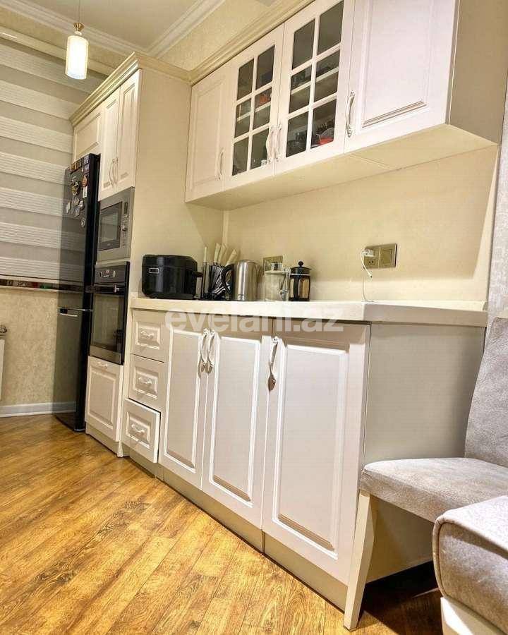 Satılır, yeni tikili, 2 otaqlı, 65 m², 8-ci mikrorayon q.