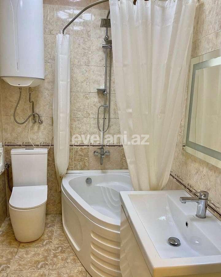 Satılır, yeni tikili, 2 otaqlı, 65 m², 8-ci mikrorayon q.