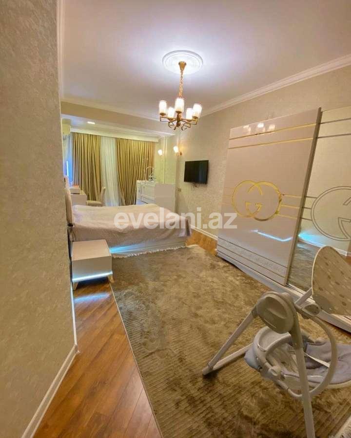 Satılır, yeni tikili, 2 otaqlı, 65 m², 8-ci mikrorayon q.