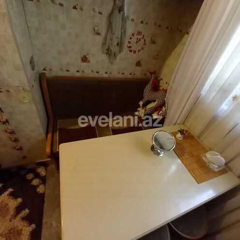 Satılır, köhnə tikili, 2 otaqlı, 60 m², 28 may m.