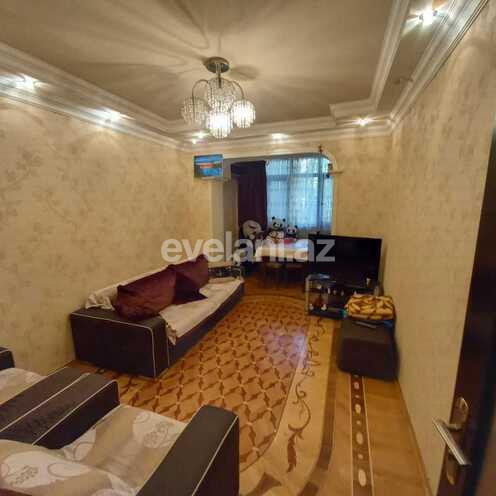 Satılır, köhnə tikili, 2 otaqlı, 60 m², 28 may m.