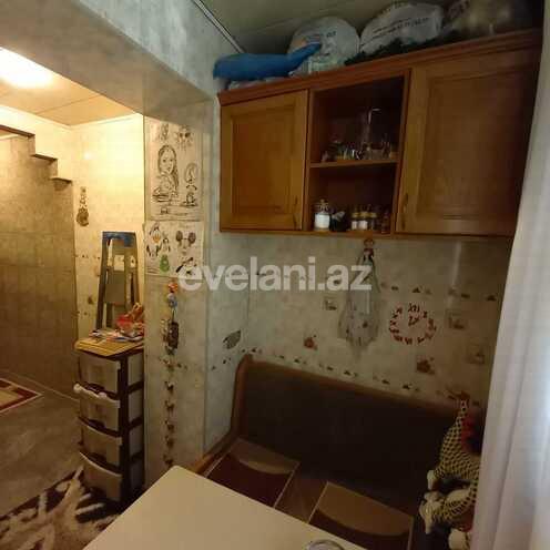 Satılır, köhnə tikili, 2 otaqlı, 60 m², 28 may m.