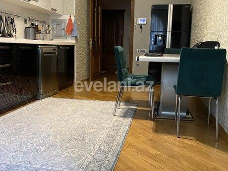 Satılır, yeni tikili, 3 otaqlı, 160 m², Şah İsmayıl Xətai m.