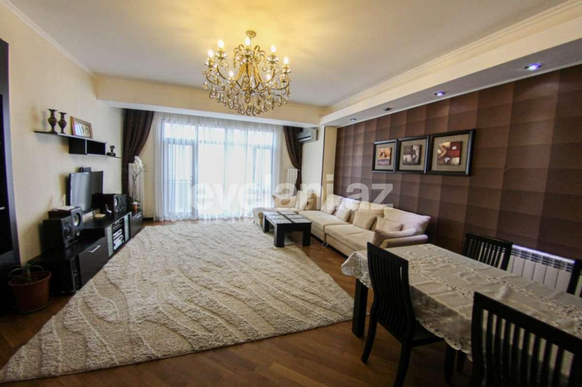 Satılır, yeni tikili, 3 otaqlı, 108 m², Şah İsmayıl Xətai m.
