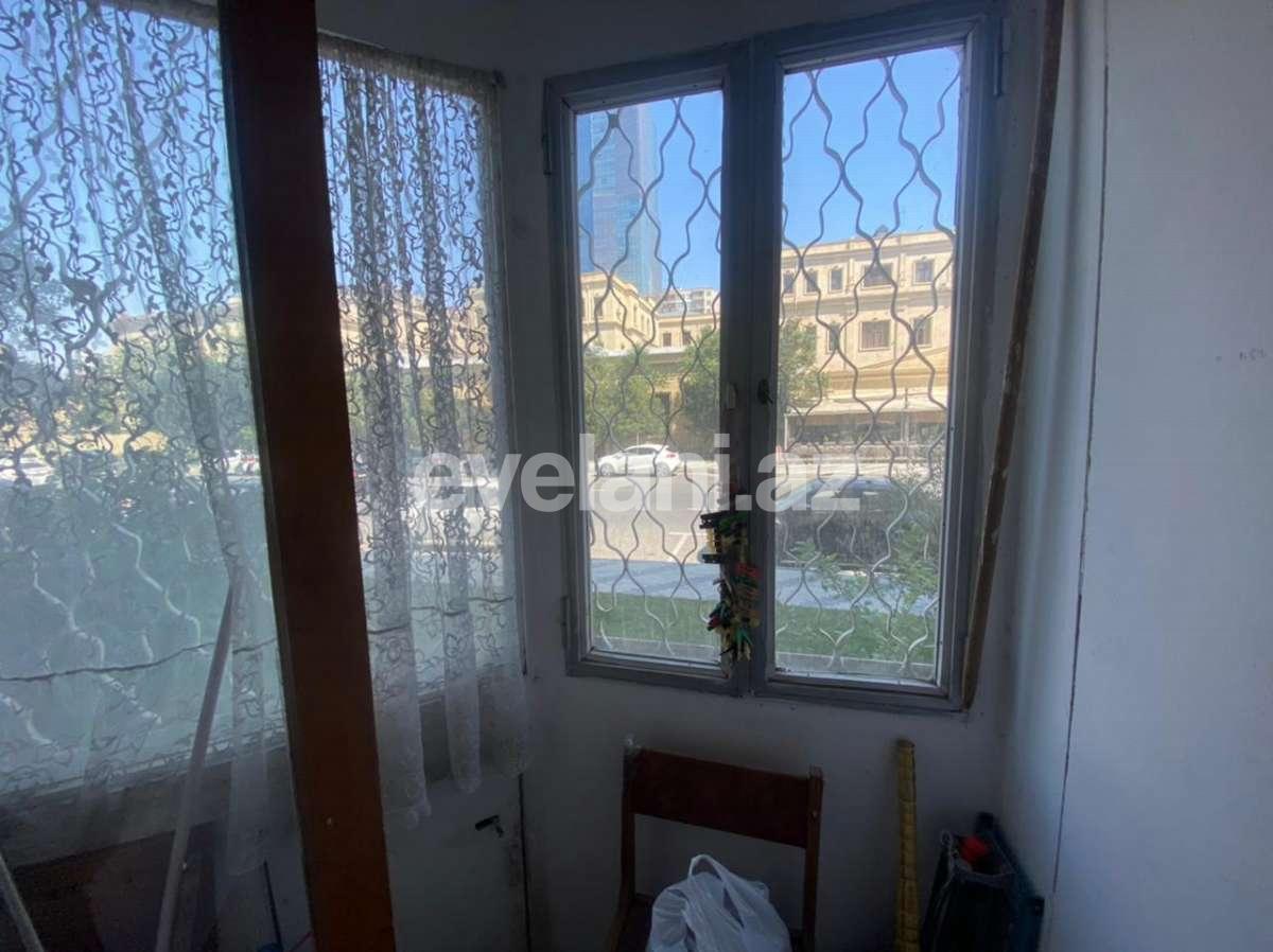 Satılır, köhnə tikili, 3 otaqlı, 80 m², Şah İsmayıl Xətai m.