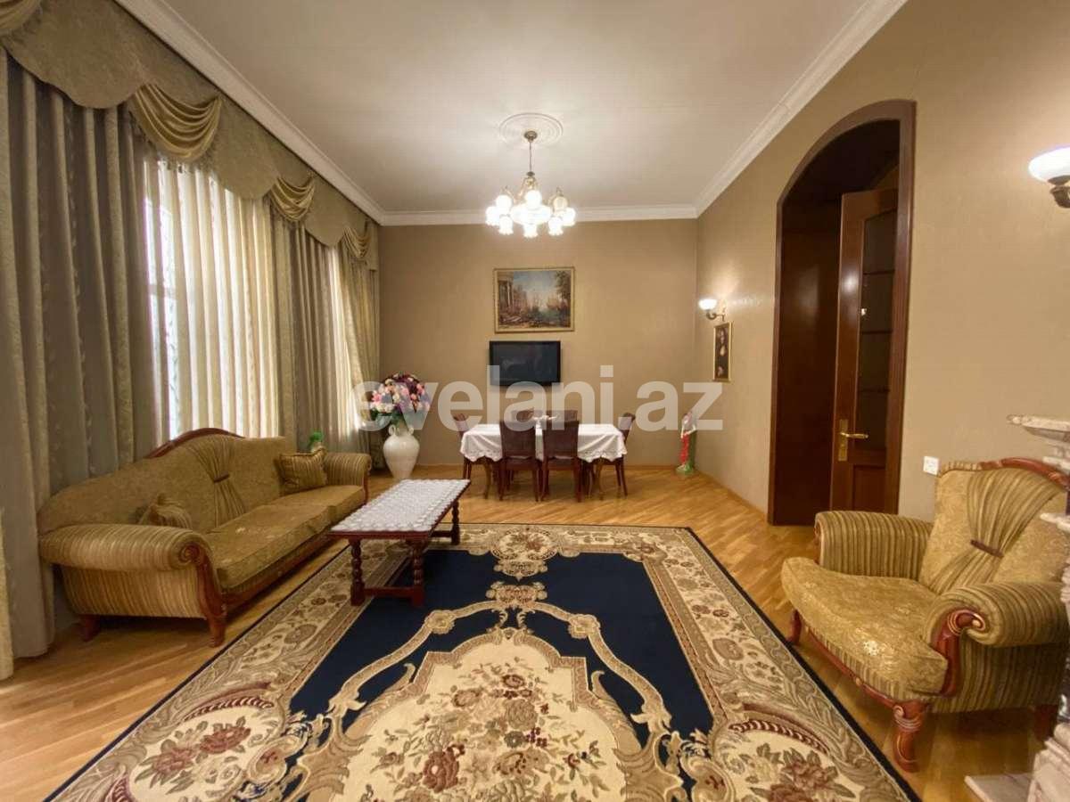 Satılır, köhnə tikili, 4 otaqlı, 180 m², İçəri Şəhər m.