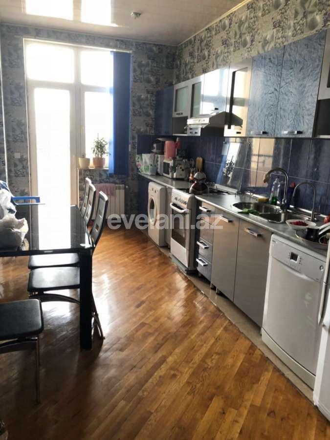 Satılır, yeni tikili, 3 otaqlı, 138 m², Şah İsmayıl Xətai m.