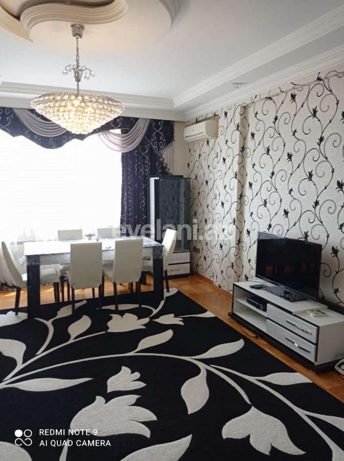 Satılır, yeni tikili, 3 otaqlı, 121 m², İnşaatçılar m.