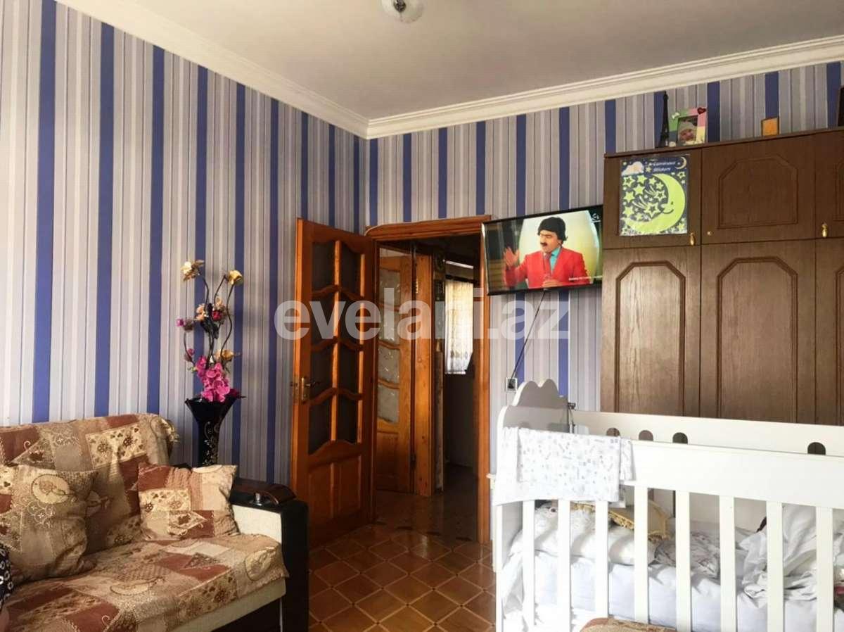 Satılır, köhnə tikili, 3 otaqlı, 85 m², Qaraçuxur q.