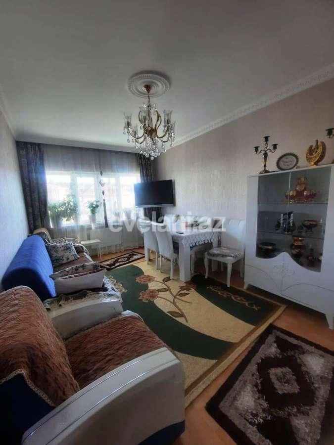 Satılır, köhnə tikili, 3 otaqlı, 85 m², Qaraçuxur q.