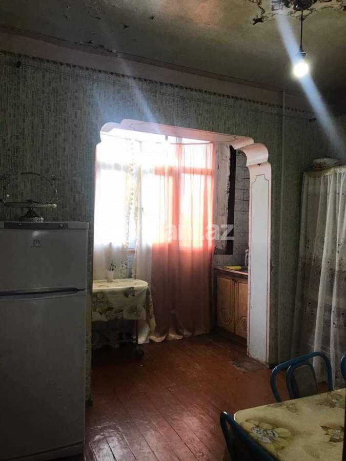 Satılır, köhnə tikili, 3 otaqlı, 75 m², 9-cu mikrorayon q.