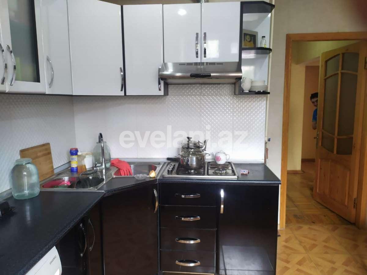 Satılır, köhnə tikili, 3 otaqlı, 80 m², Həzi Aslanov m.