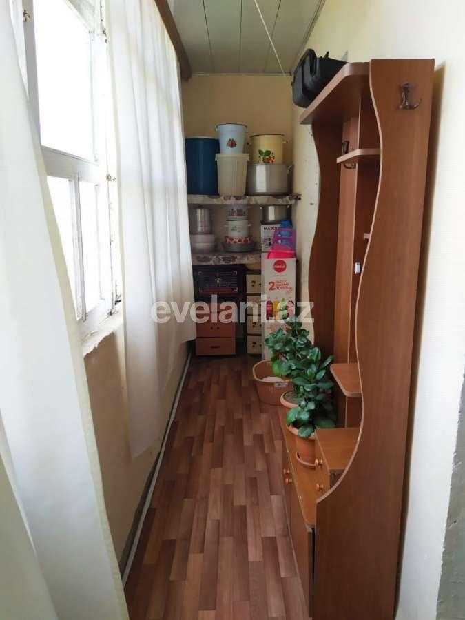 Satılır, köhnə tikili, 3 otaqlı, 85 m², Neftçilər m.